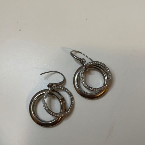 Fossil Earring - Picture 5 of 5